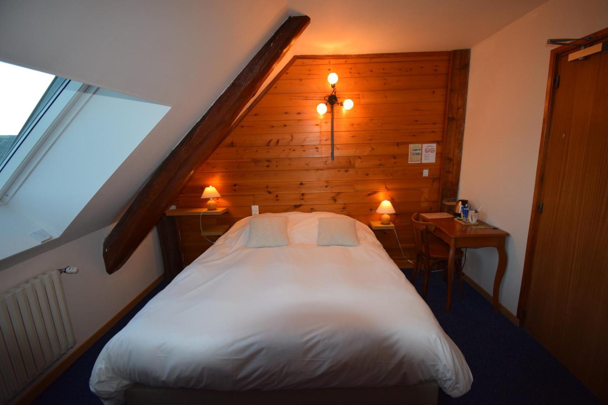 Hotel Les Chenets Saint-Julien-en-Champsaur Kültér fotó