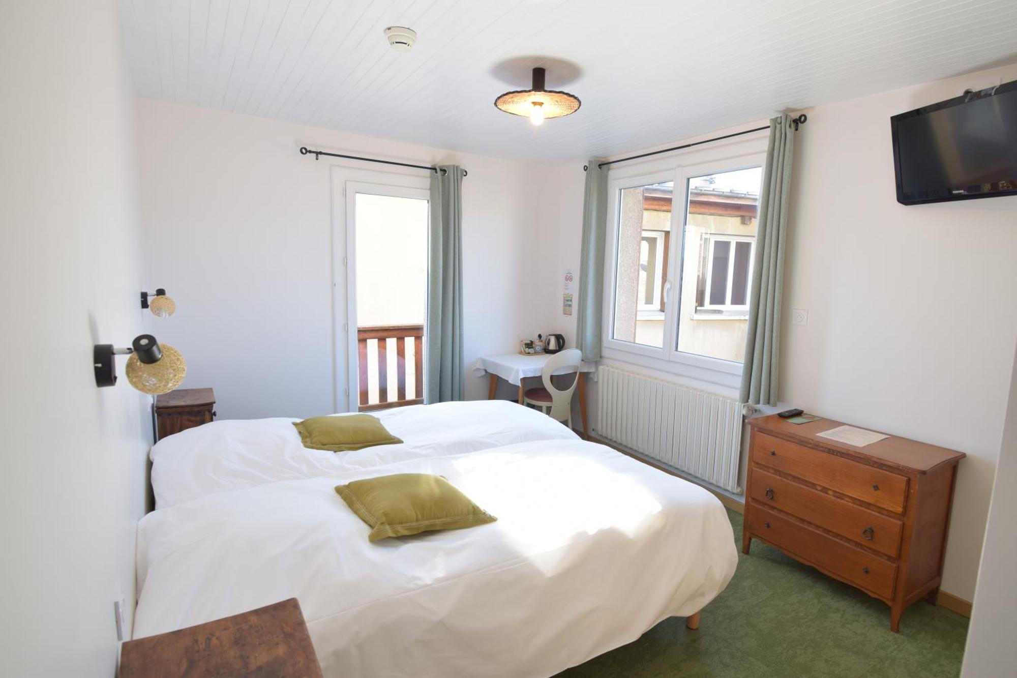 Hotel Les Chenets Saint-Julien-en-Champsaur Kültér fotó