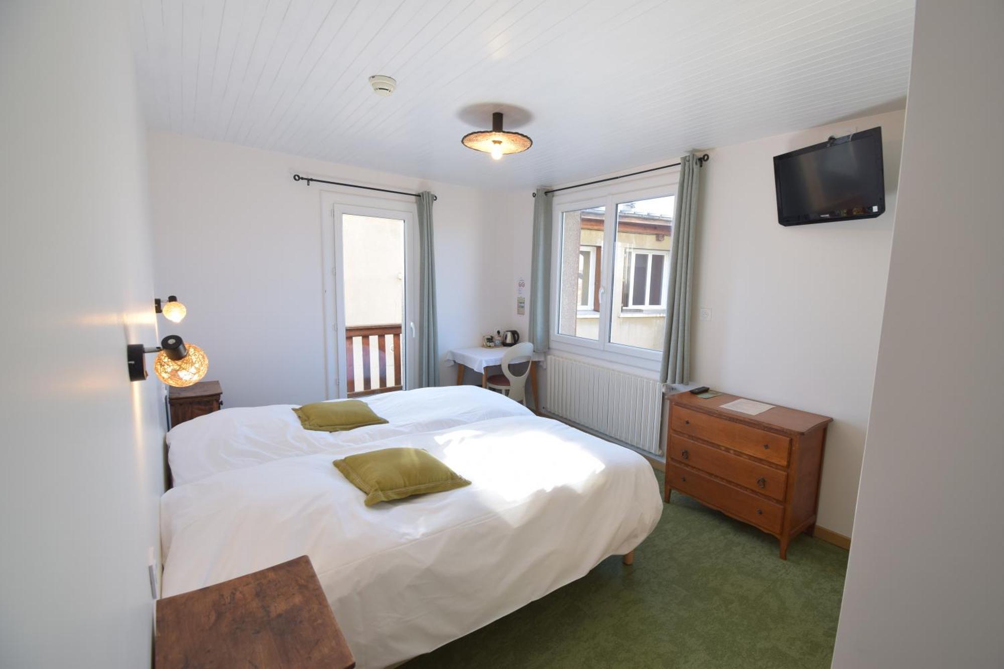 Hotel Les Chenets Saint-Julien-en-Champsaur Kültér fotó